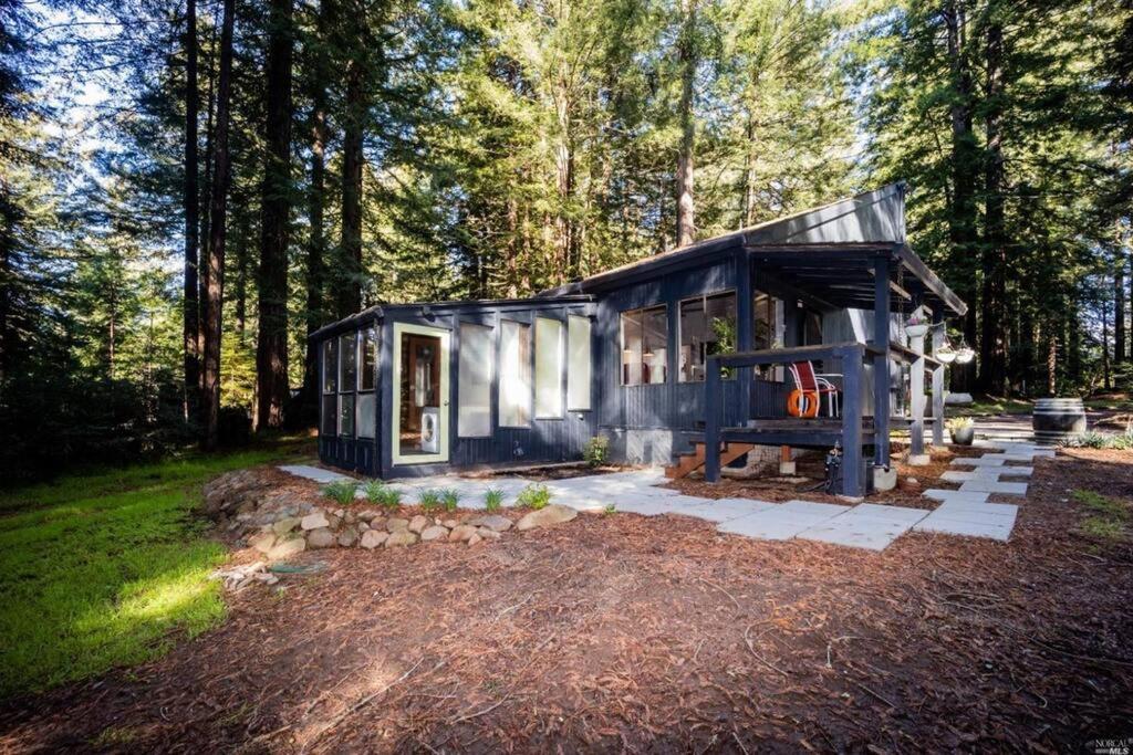 Holiday home Modern House W. Fast Internet In 1 Acre Land *